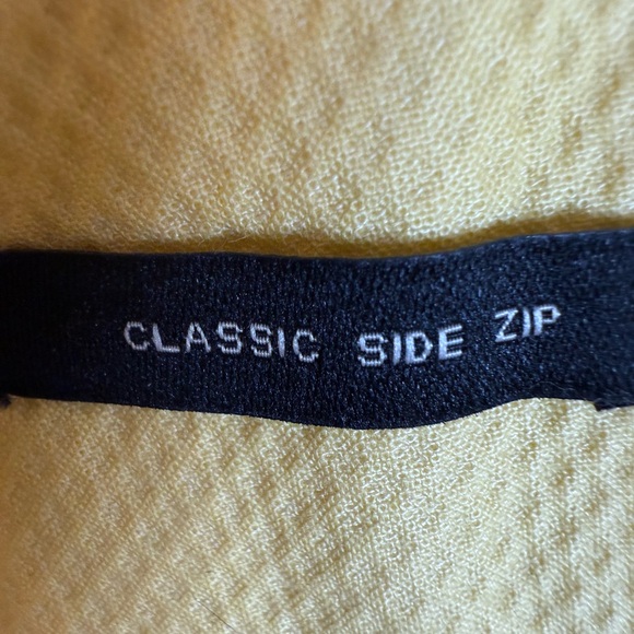 Talbots Side Zip Ankle‎ Yellow Pants Women’s size 12. Lightweight Cotton Blend. - Picture 10 of 13